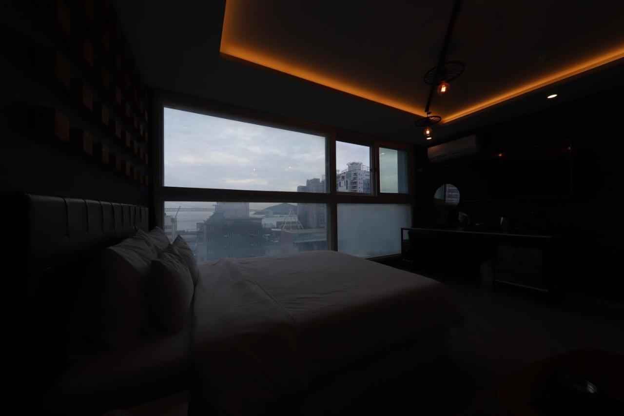 Hotel The Grang Gwangan Busan Buitenkant foto
