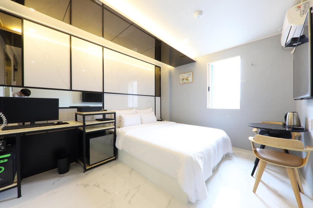 Hotel The Grang Gwangan Busan Buitenkant foto